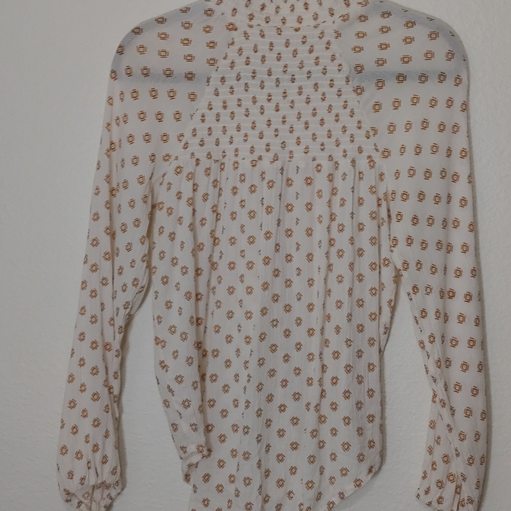 Red Camel blouse - Picture 5 of 7